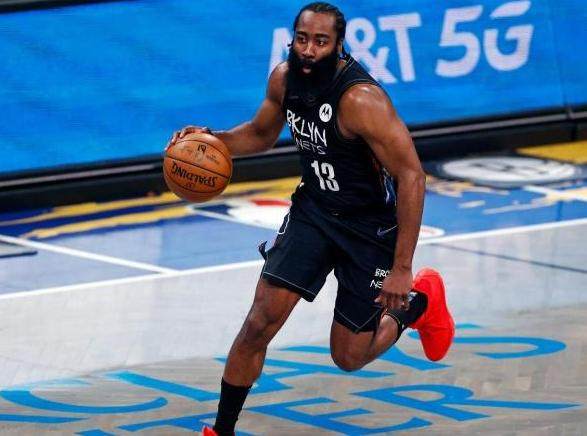 云开体育-哈登19次罚球破解版本？KD逃过驱逐 裁判再引争议