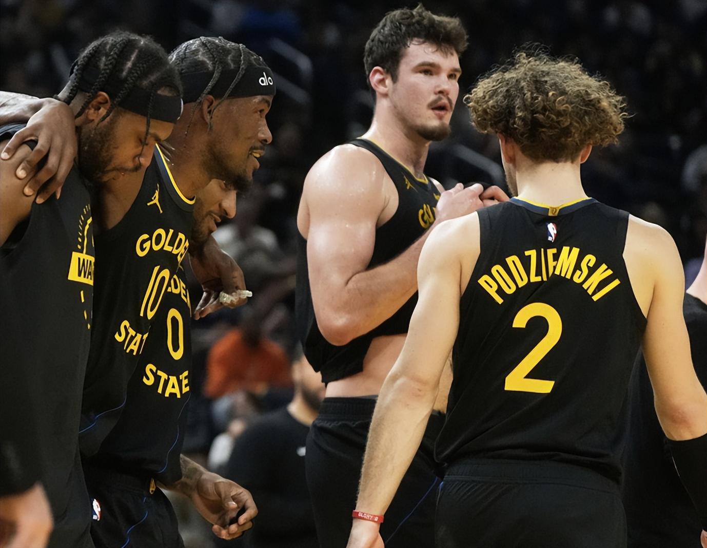 云开体育官网入口-2年1.11亿美金，拒绝交易巴特勒！库里别急，勇士在下一盘大棋